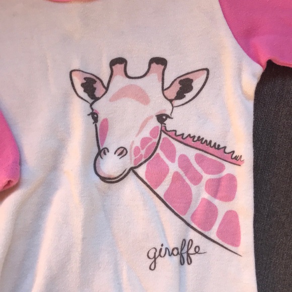 3-6 month sleeper - Picture 2 of 4